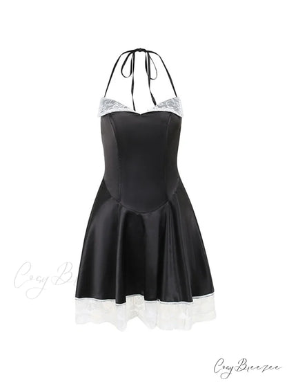Contrasting Zip-Up Graceful Crop Top