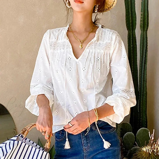 Cotton Floral Embroidery White Lace V-Neck Boho Blouse bohoblouse-250126