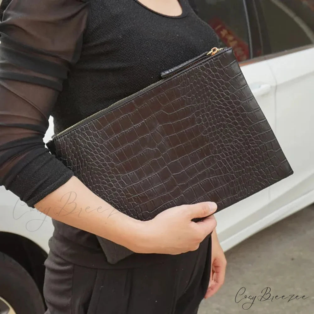 Crocodile Pattern Large Evening Clutch Black wristlet-250126