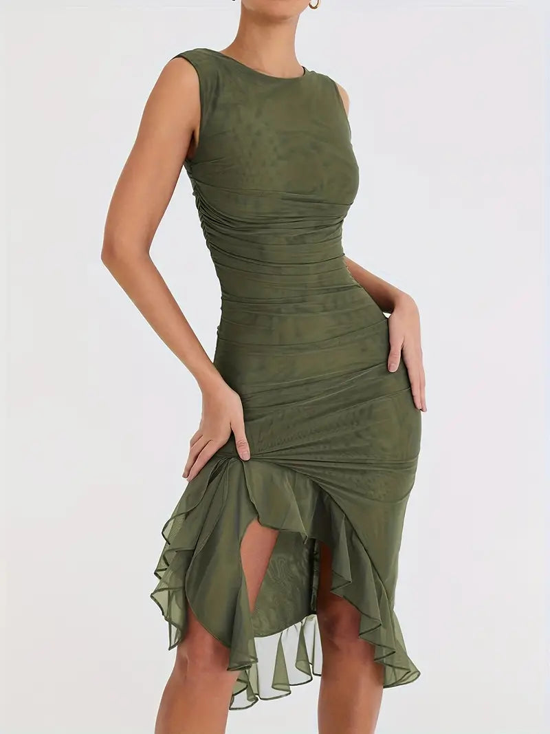 Ruched Backless Bodycon Dress with Ruffle Hem