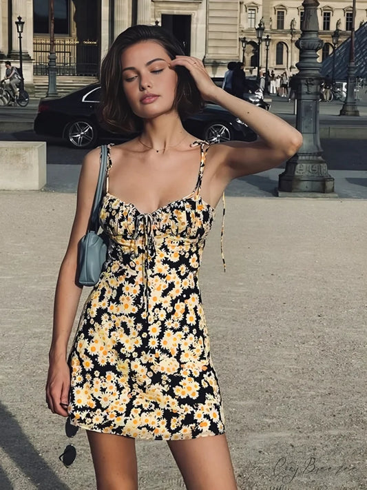 Daisy Printed Graceful Floral Short Dress Black / XS