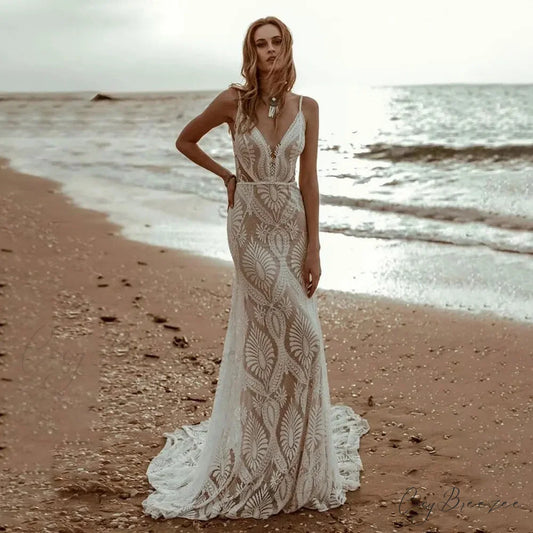 Deep V-Neck Lace Mermaid Wedding Dress off white / 2 weddingdress-250223