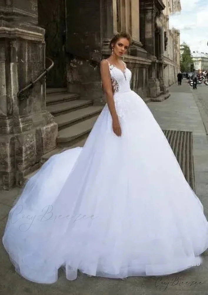 Deep V-Neck Sleeveless Lace Wedding Dress White / 2 weddingdress-250223