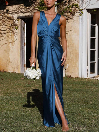 Deep V Stylish Sleeveless Backless Dress Blue / S