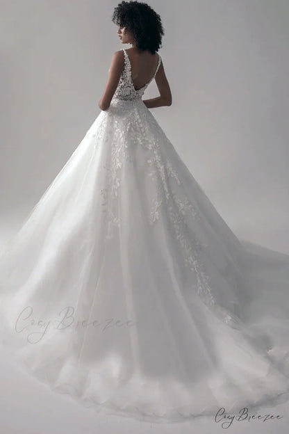 Dream Lace Applique Trendy Tulle A-Line Wedding Dress