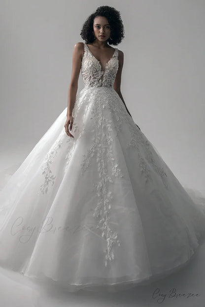 Dream Lace Applique Trendy Tulle A-Line Wedding Dress Ivory / 2