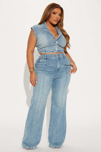 Loose Fit Washed Straight Jean