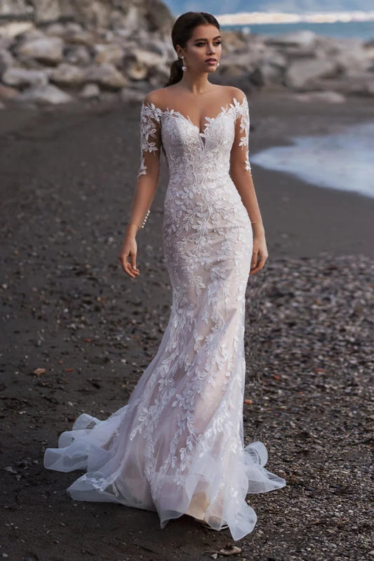 Elena Lace Applique Trendy Mermaid Wedding Dress Champagne / 2