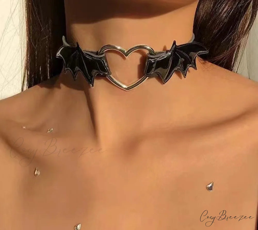 Exaggerated Diamond Heart Necklace INS Style BLACK