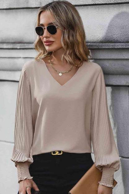 Arm Lantern Folded V-Neck Blouse