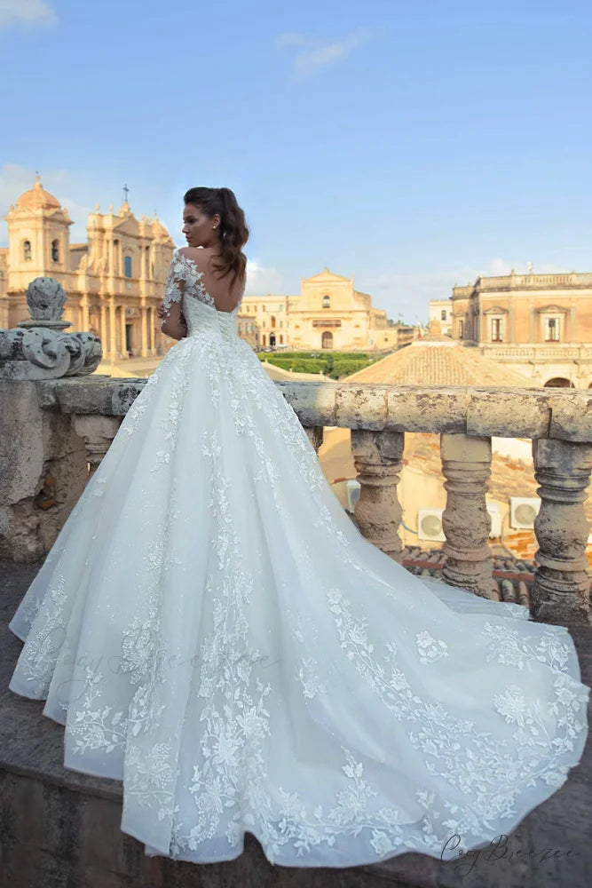Fairytale Romance Lace Trendy Applique A-line Wedding Dress