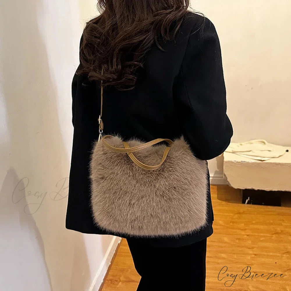 Faux Fur Plush Bucket Winter Crossbody Handbag handbag-250126
