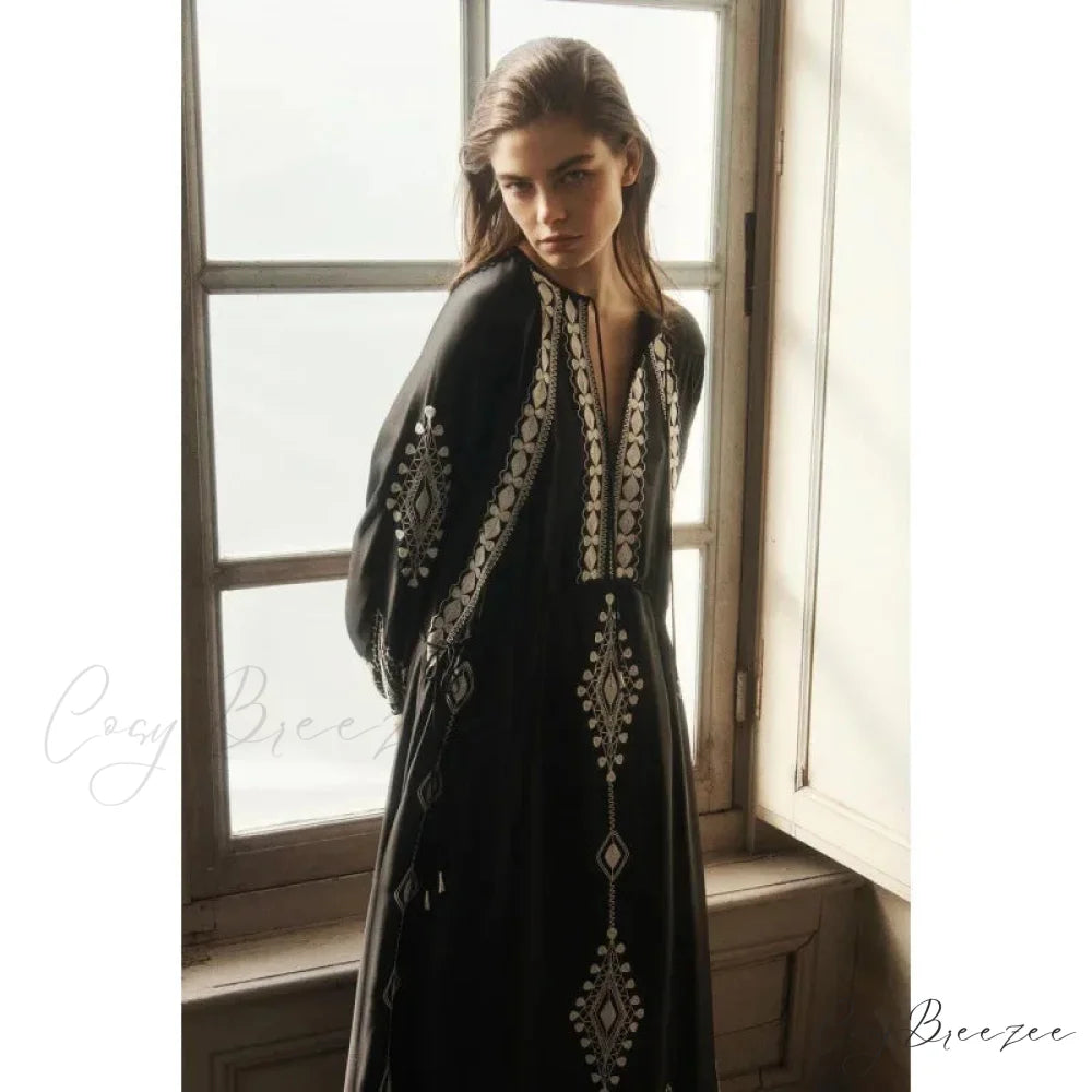 Floral Embroidery Stretch Waist Holiday Maxi Boho Dress Black / S bohodress-250126