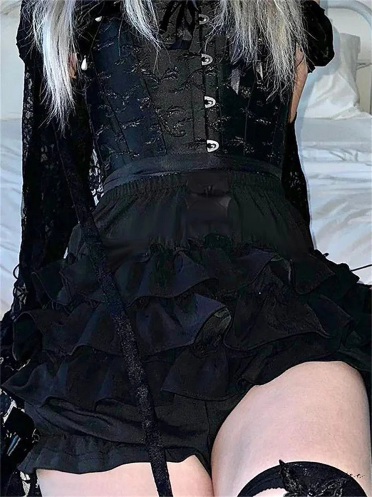 Gothic Black Layered Bloomer Shorts short-250223