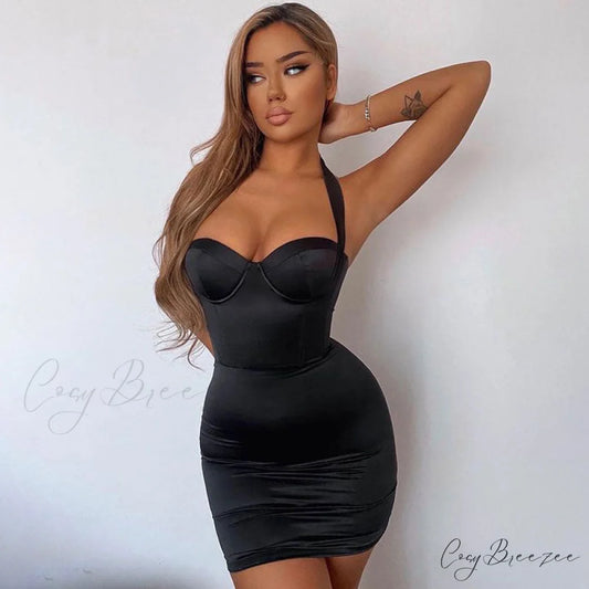 Halter Neck Graceful Black Maxi Dress S / Black