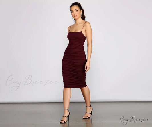 Heart Of Glam Charming Ruched Midi Dress BURGUNDY / XS