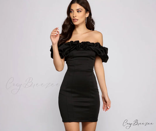 Kiari Formal Off Charming the Shoulder Ruffled Dress BLACK / XS