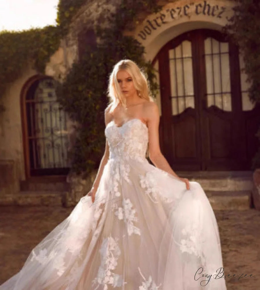 Lace Deep V-Neck Sleeveless Wedding Dress white / US 2 weddingdress-250223
