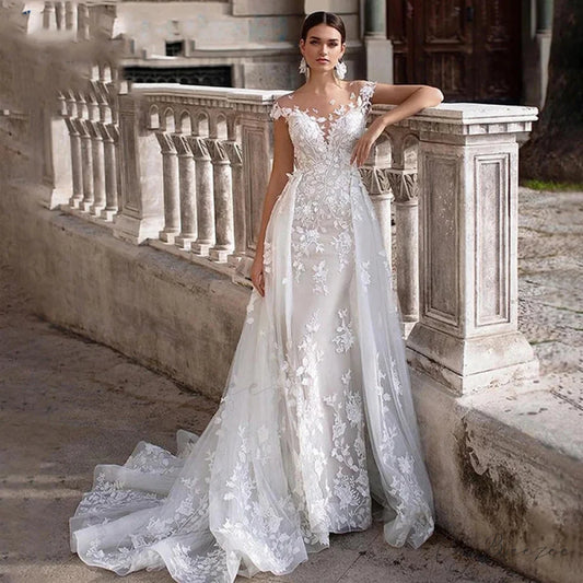 Lace Round Neck Two-Way Wedding Dress white / 2 weddingdress-250223