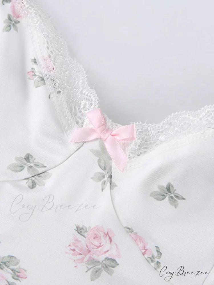 Lace Trim Graceful Cropped Tank Top