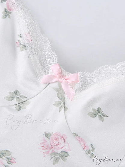 Lace Trim Graceful Cropped Tank Top