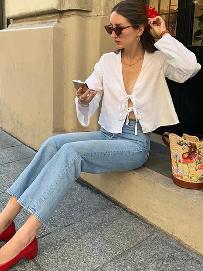 Lace-up V-neck Relaxed Long Sleeve Blouse blouse-250126