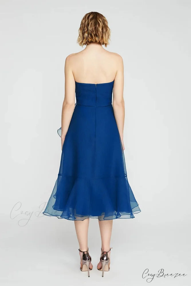 Lavish Elegance Graceful Strapless Midi Dress
