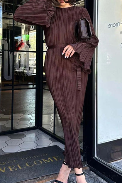 Long Sleeve Pleated Flares Dress with Tie-waist Brown / L
