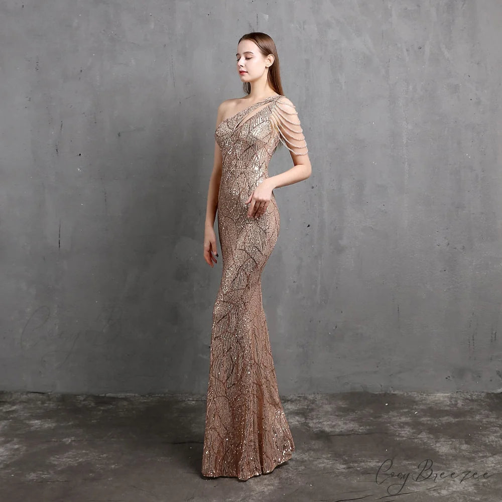 Mayven One Stylish Shoulder Formal Dress GOLD / XS