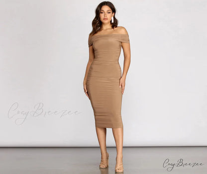 Off Shoulder Stylish Ruched Midi Dress TAUPE / S