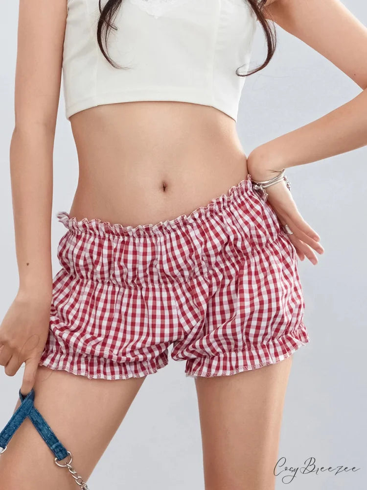 Plaid Ruffled Vintage Shorts Red / S short-250223