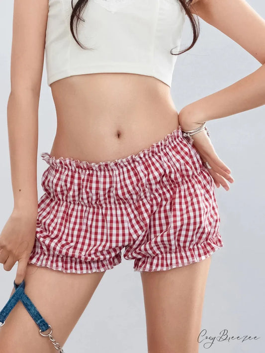 Plaid Ruffled Vintage Shorts Red / S short-250223