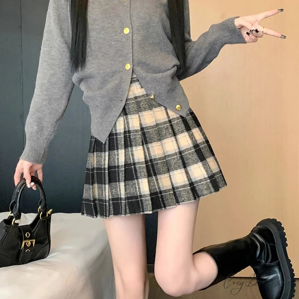 Preppy Vintage Plaid High Waist Thicken Winter Wool Mini Pleated Skirt Black / S