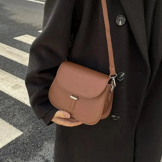PU Leather Saddle Crossbody Bag shoulder-250126