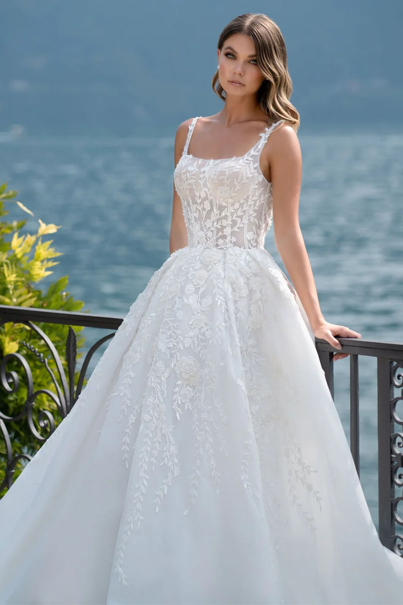 Pure Romance White Trendy Lace Wedding Dress