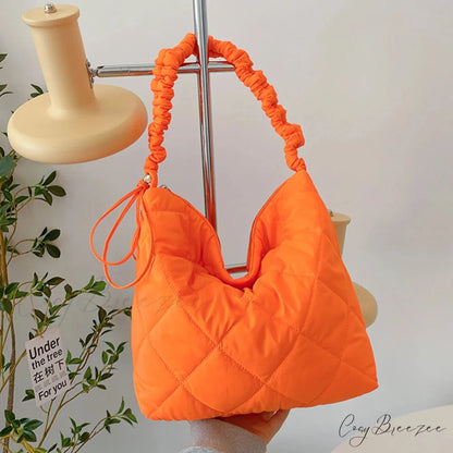 Quilted Puffer Tote Bag Orange shoulder-250126