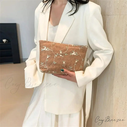 Rattan Handheld Straw Clutch Wristlet wristlet-250126