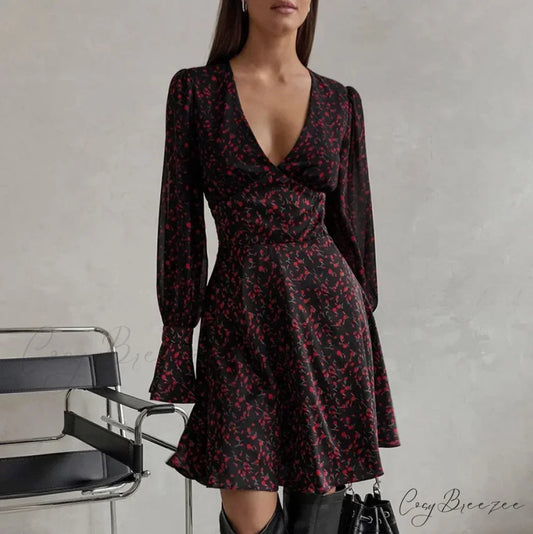 Retro Deep V-neck Long Sleeve Dress Black / S floraldress-250126
