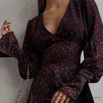 Retro Deep V-neck Long Sleeve Dress floraldress-250126