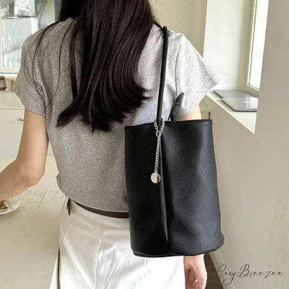 Retro Soft Leather Bucket Shoulder Bag shoulder-250126