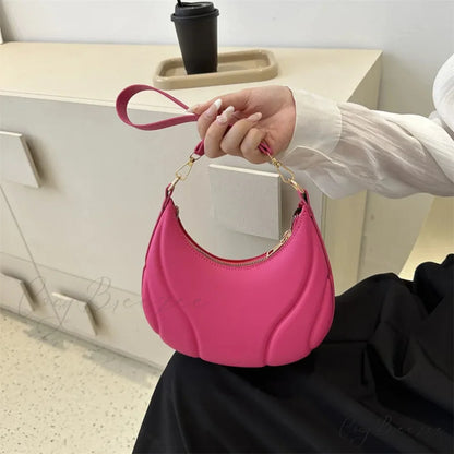 Retro Solid Color Saddle Leather Shoulder Bag shoulder-250126