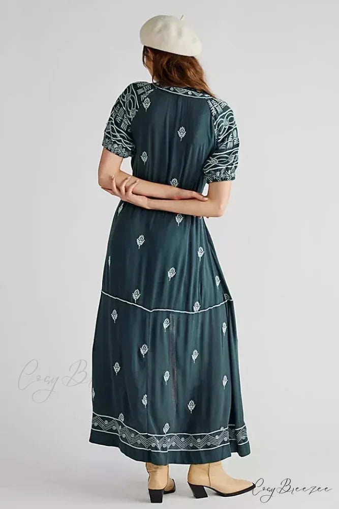 Romantic Floral Embroidery White Cotton Boho Dress bohodress-250126