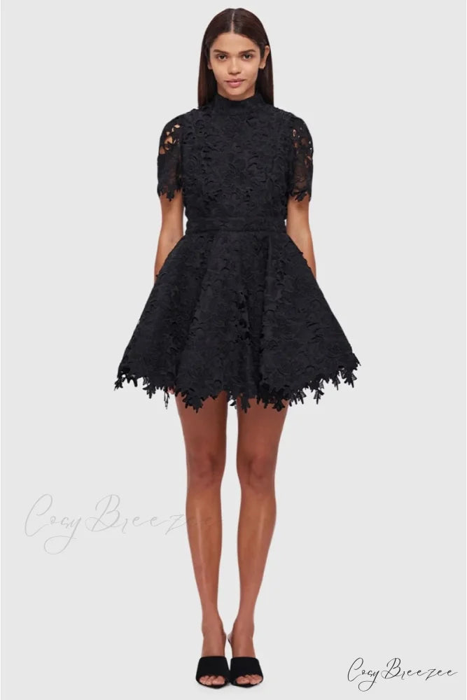 Samira Lace Graceful Mini Dress Black / S