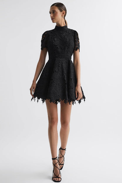 Samira Lace Graceful Mini Dress