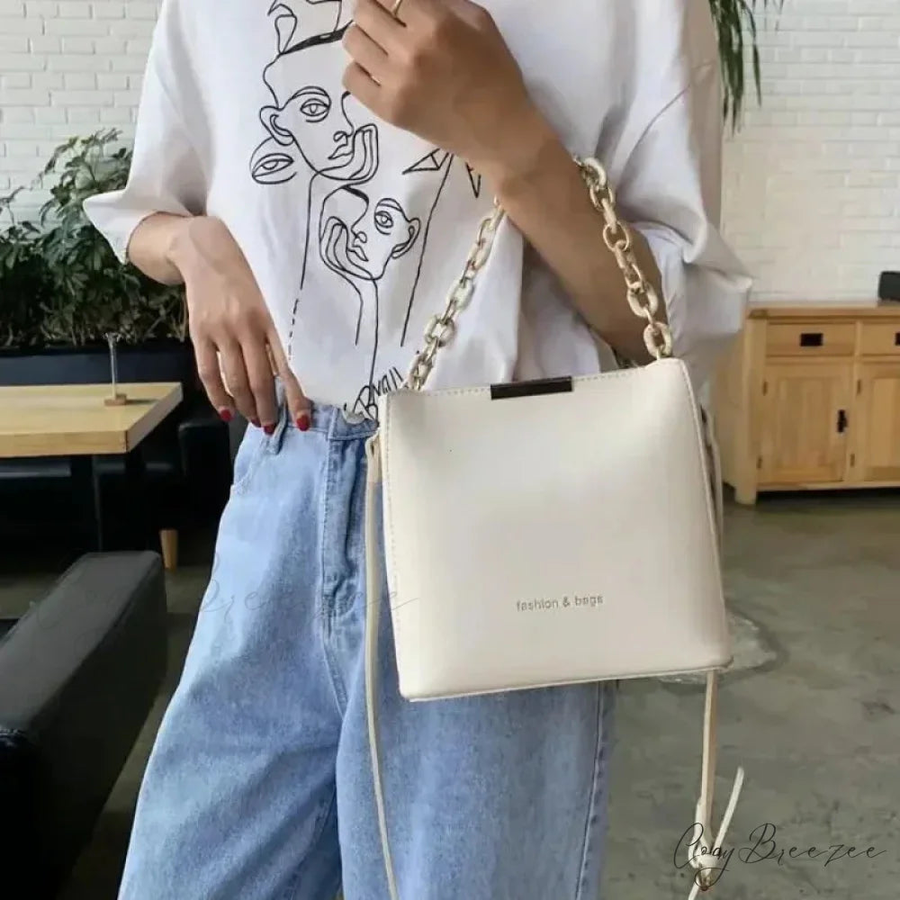 Senior Leather Chain Bucket Shoulder Crossbody crossbody-250126