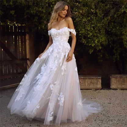 Short Classic Strapless Wedding Dress lvory white / 2 weddingdress-250223