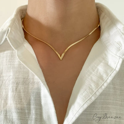 Simple Men’s Jewelry Creative V-shaped Necklace