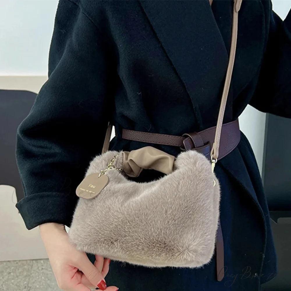 Soft Plush Simple Crossbody Womens Handbag handbag-250126