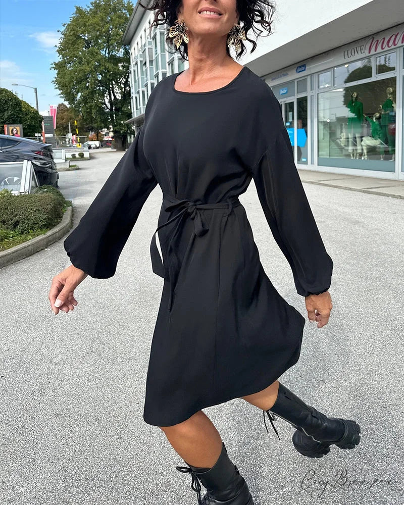 Solid color round neck tie dress