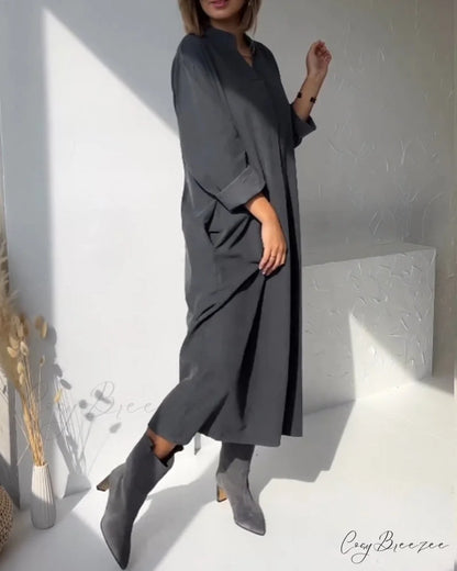 Solid color V-neck dress with pocket